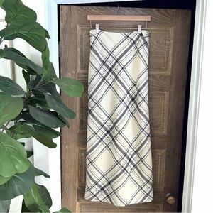Express Cream and Black Plaid Maxi Skirt Size 3/4